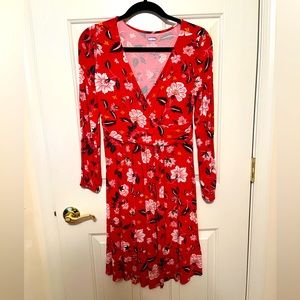 Old Navy Floral Long Sleeve Maternity Dress